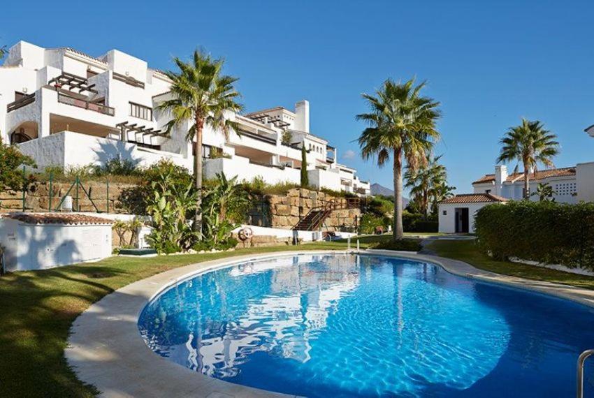 Luxury apartment set in Doña Julia Golf Course Casares Extérieur photo