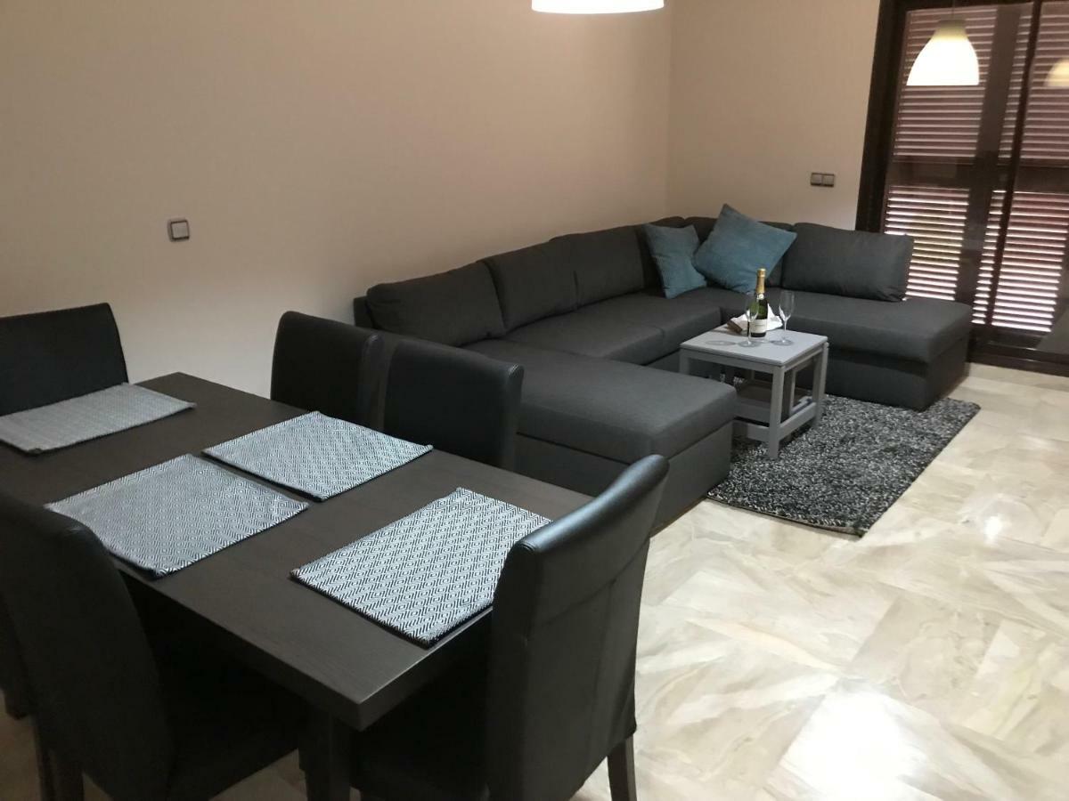 Luxury apartment set in Doña Julia Golf Course Casares Extérieur photo