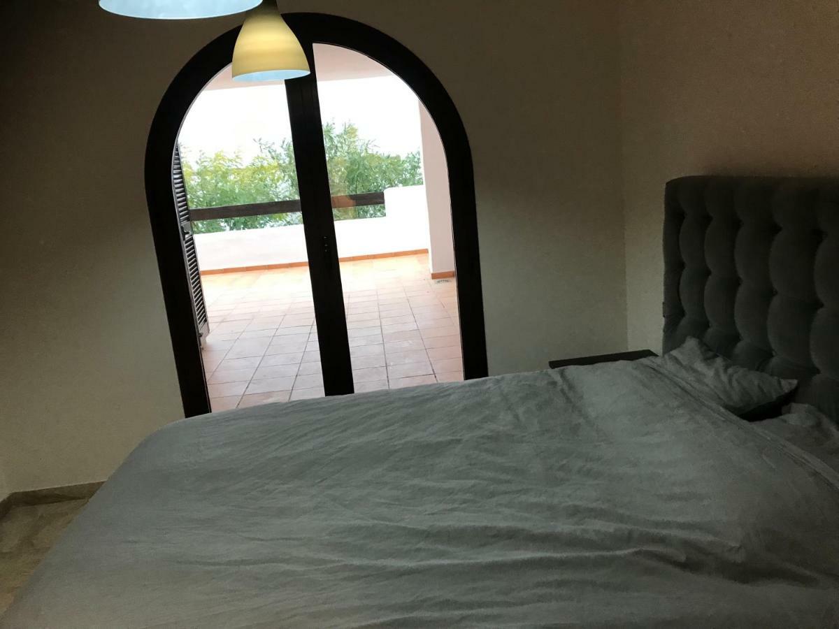 Luxury apartment set in Doña Julia Golf Course Casares Extérieur photo